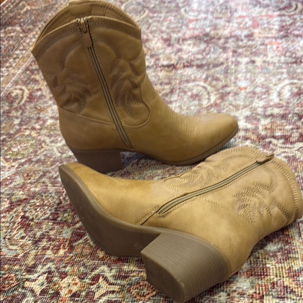 Tan Western Ankle Boots - Cowboy Carter approved!